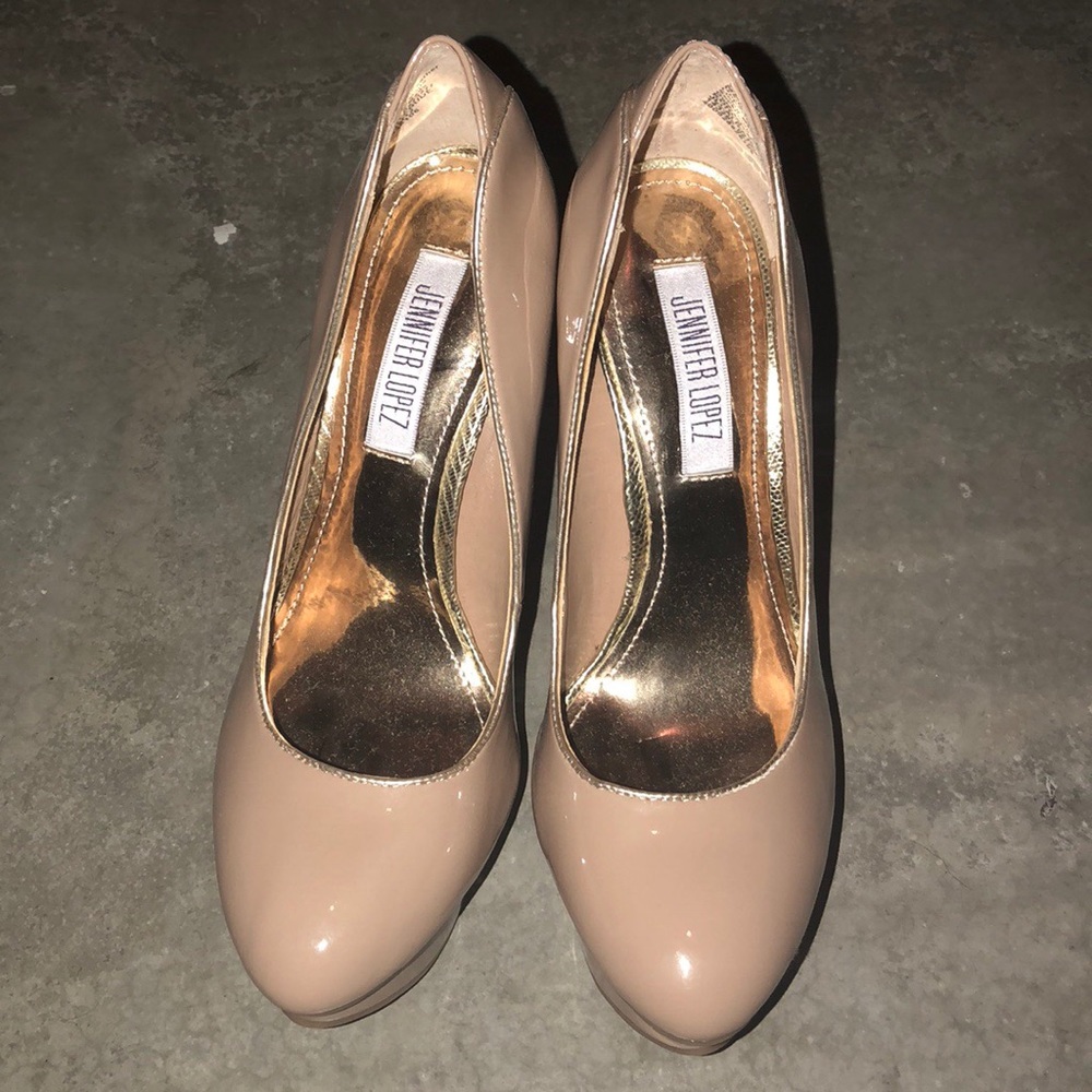 Jennifer Lopez stilettos 7.5